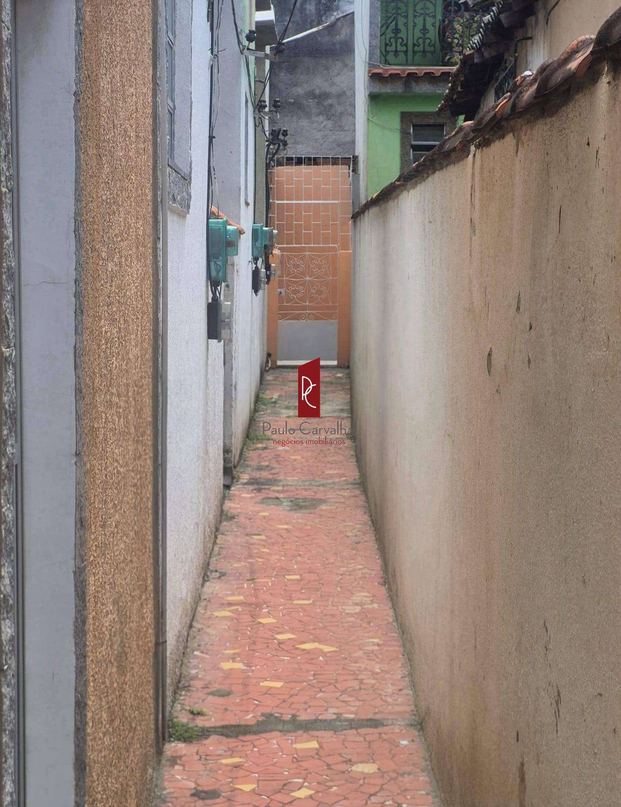 Casa de Fundos  Venda - Rua Sabino Ribeiro