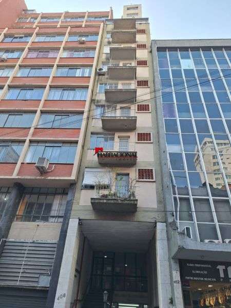 Kitnet com no bairro Centro/Porto Alegre