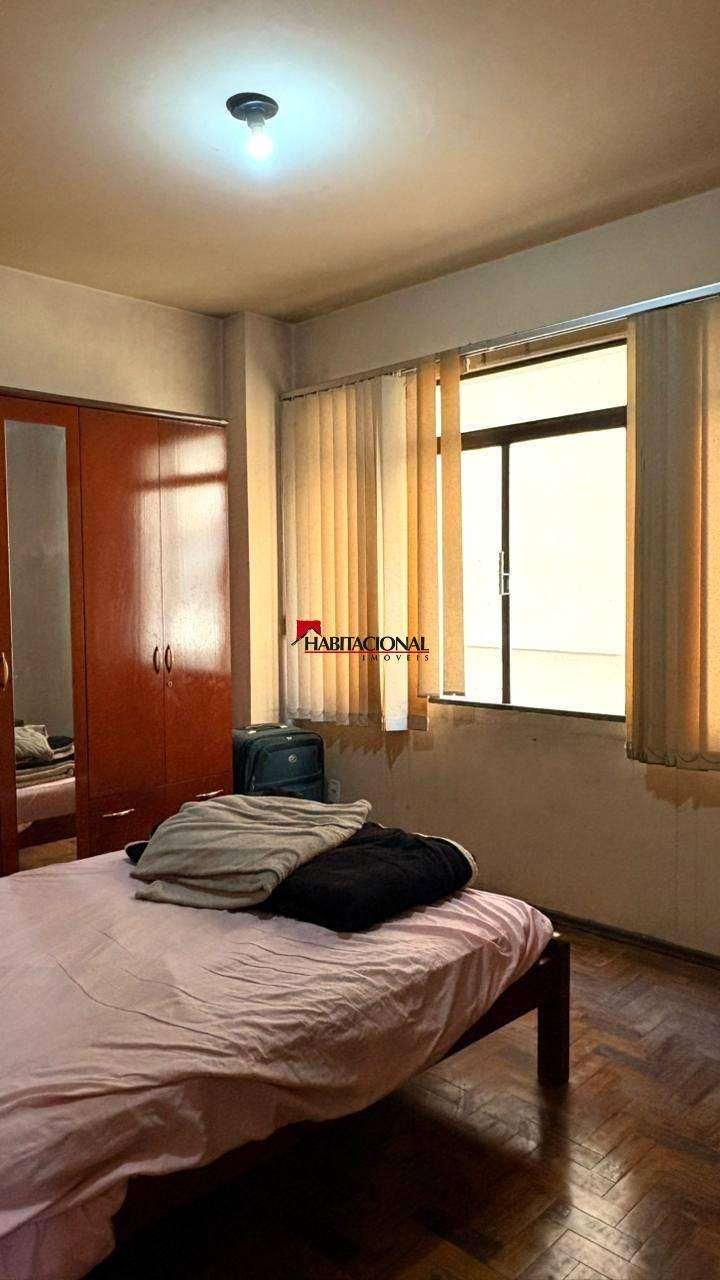 Apartamento com 3 quartos no bairro Centro/Porto Alegre